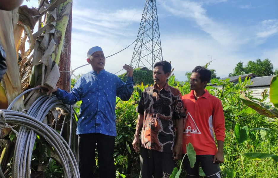 Perjuangkan Listrik 24 Jam, Masyarakat Kuindra Ucapkan Terimakasih ke Haji Herman