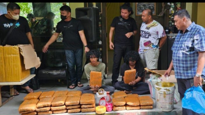 Geledah Kampus UIN Suska Riau, BNNP Sita Puluhan Kg Ganja Kering