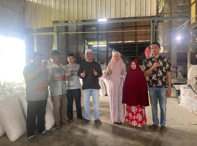 Pulang Dari Retreat, Haji Herman Langsung Gas Tinjau Ketersediaan Beras Lokal