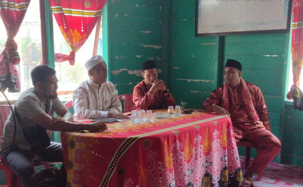 Haji Herman Realisasikan Listrik Gratis di Desa Kampung Baru Kecamatan Concong