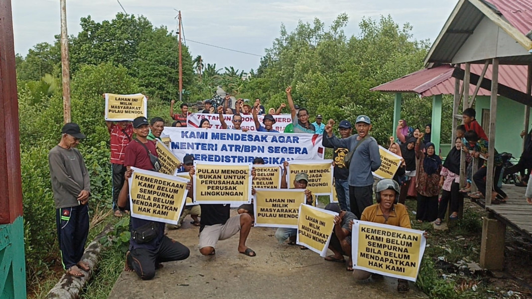 79 Tahun Indonesia Merdeka, 67 Tahun Provinsi Riau, Masyarakat Pulau Mendol Belum Terbebas dari Jajahan
