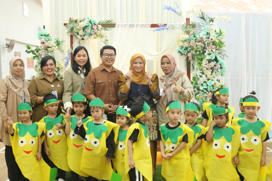 Bunda PAUD Kartika Sari Erisman Yahya Hadiri Perents Day Sekolah Kasih Lestari