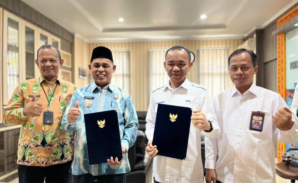 Kolaborasi Pengawalan Program Strategis, Pemkab Inhil dan BPKP Riau Tandatangani Komitmen IEPK
