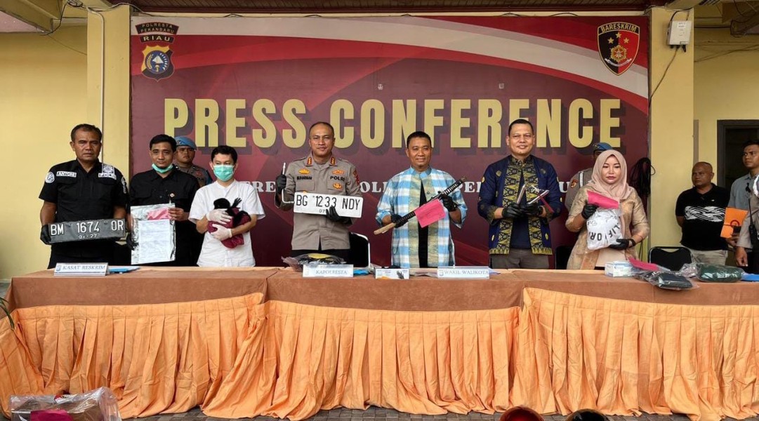 Polisi Bongkar Jual Beli Satwa Dilindungi di Riau, Owa Dijual Rp 10 Juta